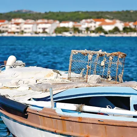 公寓 2 Bedroom Pet Friendly In